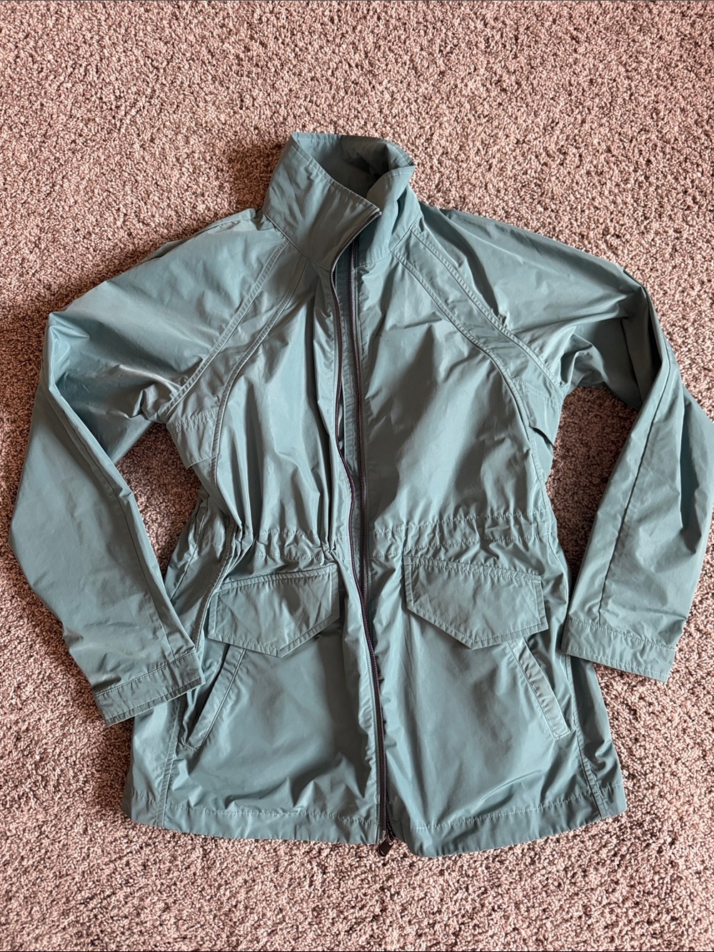 Women’s Athleta raincoat